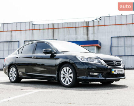 Черный Хонда Аккорд, объемом двигателя 2.36 л и пробегом 198 тыс. км за 15000 $, фото 5 на Automoto.ua