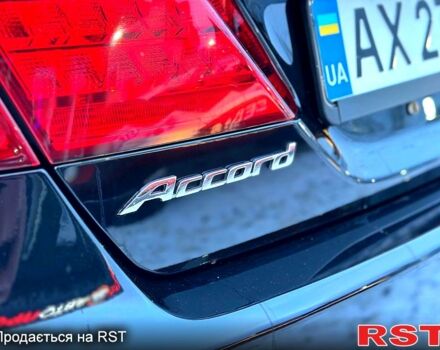 Черный Хонда Аккорд, объемом двигателя 2.4 л и пробегом 188 тыс. км за 12999 $, фото 12 на Automoto.ua
