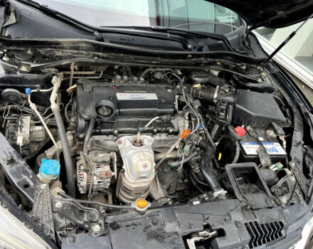 Черный Хонда Аккорд, объемом двигателя 2 л и пробегом 130 тыс. км за 13800 $, фото 70 на Automoto.ua