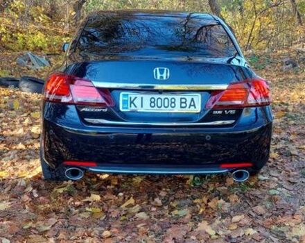 Черный Хонда Аккорд, объемом двигателя 3.5 л и пробегом 250 тыс. км за 11500 $, фото 2 на Automoto.ua