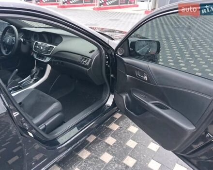 Черный Хонда Аккорд, объемом двигателя 2.36 л и пробегом 197 тыс. км за 12700 $, фото 13 на Automoto.ua