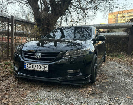 Черный Хонда Аккорд, объемом двигателя 3.47 л и пробегом 109 тыс. км за 19000 $, фото 2 на Automoto.ua