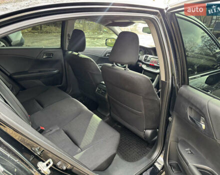 Черный Хонда Аккорд, объемом двигателя 2.36 л и пробегом 221 тыс. км за 11600 $, фото 9 на Automoto.ua