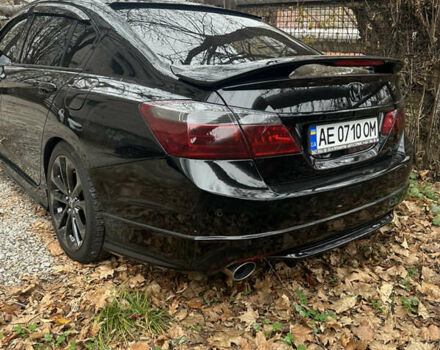 Черный Хонда Аккорд, объемом двигателя 3.47 л и пробегом 109 тыс. км за 19000 $, фото 7 на Automoto.ua