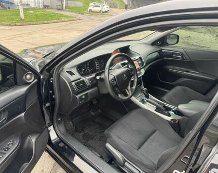 Черный Хонда Аккорд, объемом двигателя 2.4 л и пробегом 222 тыс. км за 10900 $, фото 12 на Automoto.ua