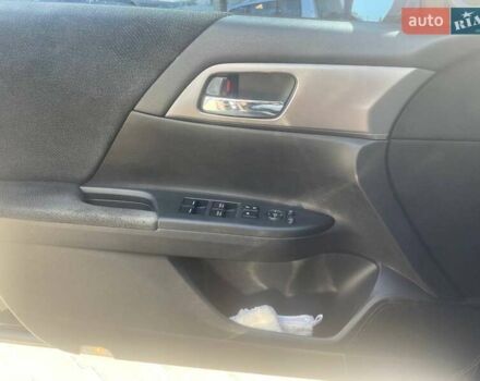 Черный Хонда Аккорд, объемом двигателя 2.4 л и пробегом 87 тыс. км за 13499 $, фото 9 на Automoto.ua