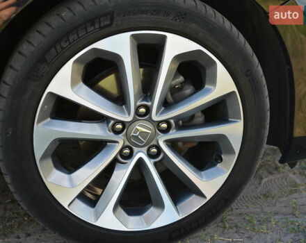 Черный Хонда Аккорд, объемом двигателя 3.47 л и пробегом 125 тыс. км за 15500 $, фото 13 на Automoto.ua