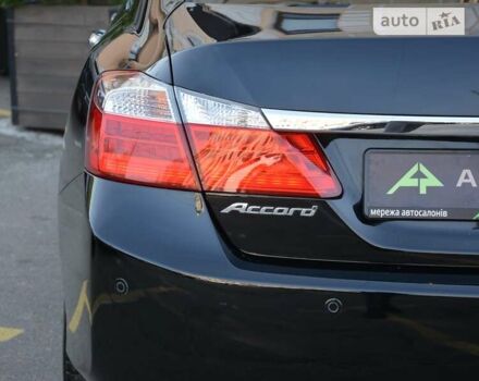 Черный Хонда Аккорд, объемом двигателя 2.36 л и пробегом 97 тыс. км за 15500 $, фото 11 на Automoto.ua