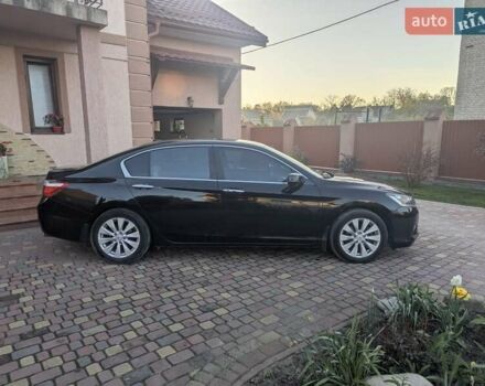 Черный Хонда Аккорд, объемом двигателя 2.4 л и пробегом 185 тыс. км за 12000 $, фото 7 на Automoto.ua