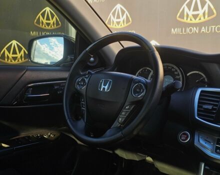 Черный Хонда Аккорд, объемом двигателя 3.5 л и пробегом 199 тыс. км за 14900 $, фото 11 на Automoto.ua