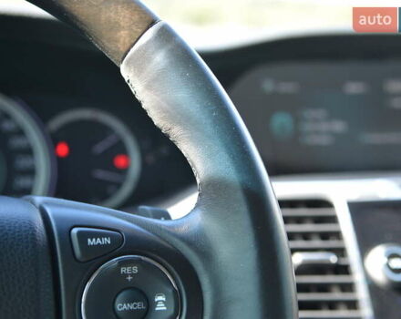 Черный Хонда Аккорд, объемом двигателя 3.47 л и пробегом 125 тыс. км за 15500 $, фото 31 на Automoto.ua