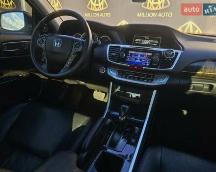 Черный Хонда Аккорд, объемом двигателя 3.5 л и пробегом 199 тыс. км за 14900 $, фото 17 на Automoto.ua