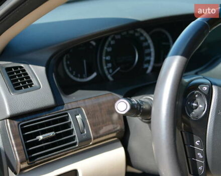 Черный Хонда Аккорд, объемом двигателя 3.47 л и пробегом 125 тыс. км за 15500 $, фото 23 на Automoto.ua