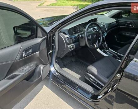Чорний Хонда Аккорд, об'ємом двигуна 2.36 л та пробігом 132 тис. км за 10900 $, фото 5 на Automoto.ua