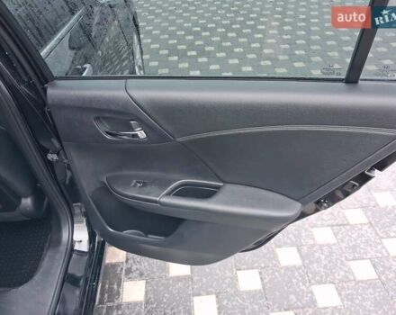 Черный Хонда Аккорд, объемом двигателя 2.36 л и пробегом 197 тыс. км за 12700 $, фото 18 на Automoto.ua