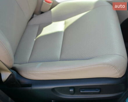 Черный Хонда Аккорд, объемом двигателя 3.47 л и пробегом 125 тыс. км за 15500 $, фото 33 на Automoto.ua