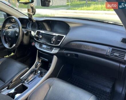 Черный Хонда Аккорд, объемом двигателя 2.4 л и пробегом 185 тыс. км за 12000 $, фото 12 на Automoto.ua