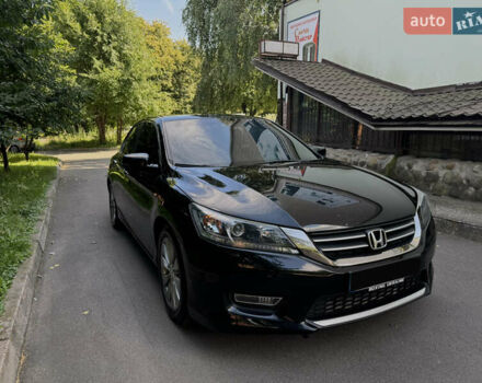 Чорний Хонда Аккорд, об'ємом двигуна 2.35 л та пробігом 195 тис. км за 12300 $, фото 1 на Automoto.ua