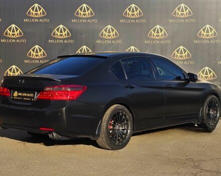 Черный Хонда Аккорд, объемом двигателя 3.5 л и пробегом 199 тыс. км за 14900 $, фото 5 на Automoto.ua