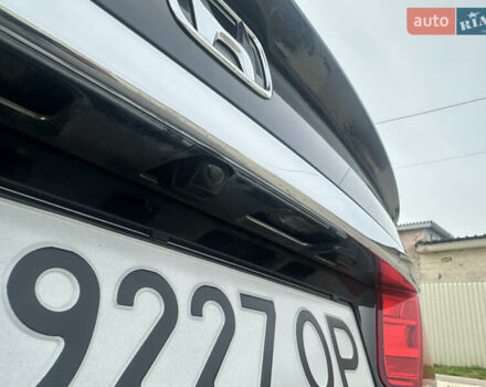 Черный Хонда Аккорд, объемом двигателя 3.47 л и пробегом 182 тыс. км за 12500 $, фото 9 на Automoto.ua