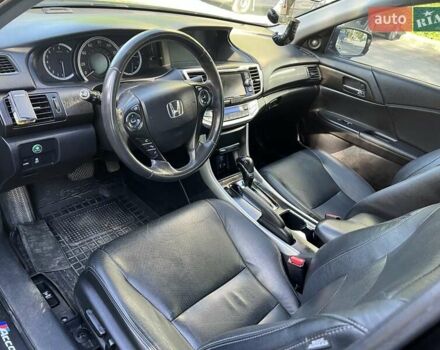 Черный Хонда Аккорд, объемом двигателя 2.4 л и пробегом 185 тыс. км за 12000 $, фото 9 на Automoto.ua
