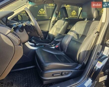 Черный Хонда Аккорд, объемом двигателя 3.5 л и пробегом 199 тыс. км за 14900 $, фото 11 на Automoto.ua