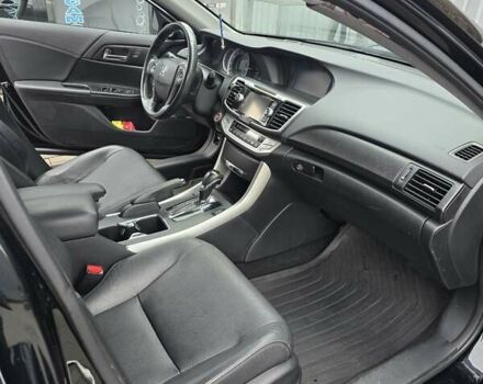 Черный Хонда Аккорд, объемом двигателя 2.35 л и пробегом 131 тыс. км за 12100 $, фото 10 на Automoto.ua