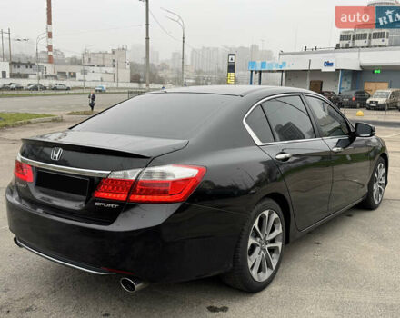 Черный Хонда Аккорд, объемом двигателя 2.36 л и пробегом 222 тыс. км за 10900 $, фото 8 на Automoto.ua