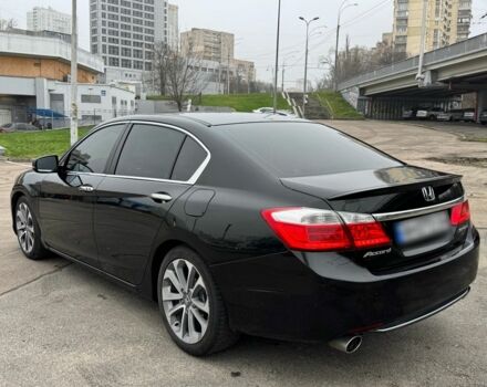 Черный Хонда Аккорд, объемом двигателя 2.4 л и пробегом 222 тыс. км за 10900 $, фото 4 на Automoto.ua