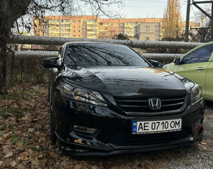 Черный Хонда Аккорд, объемом двигателя 3.47 л и пробегом 109 тыс. км за 19000 $, фото 1 на Automoto.ua