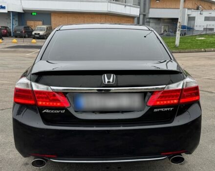 Черный Хонда Аккорд, объемом двигателя 2.4 л и пробегом 222 тыс. км за 10900 $, фото 6 на Automoto.ua