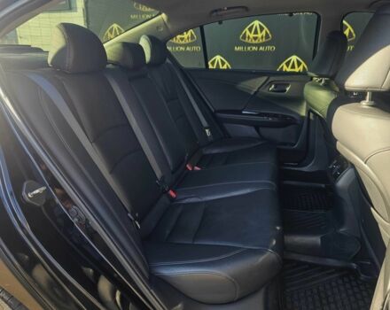 Черный Хонда Аккорд, объемом двигателя 3.5 л и пробегом 199 тыс. км за 14900 $, фото 9 на Automoto.ua