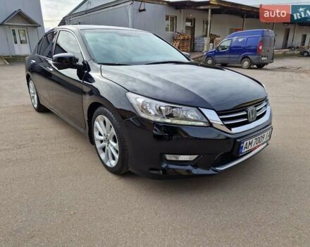 Черный Хонда Аккорд, объемом двигателя 3.47 л и пробегом 225 тыс. км за 9300 $, фото 3 на Automoto.ua