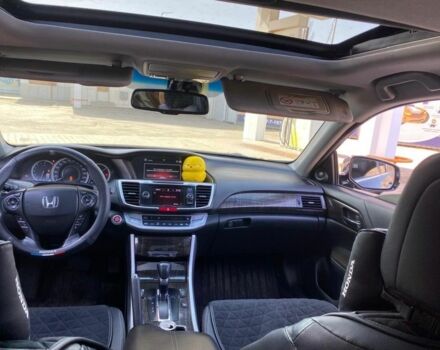 Чорний Хонда Аккорд, об'ємом двигуна 3.5 л та пробігом 290 тис. км за 11800 $, фото 5 на Automoto.ua