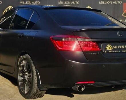 Черный Хонда Аккорд, объемом двигателя 3.5 л и пробегом 199 тыс. км за 14900 $, фото 7 на Automoto.ua