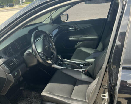 Чорний Хонда Аккорд, об'ємом двигуна 2.35 л та пробігом 182 тис. км за 13300 $, фото 8 на Automoto.ua