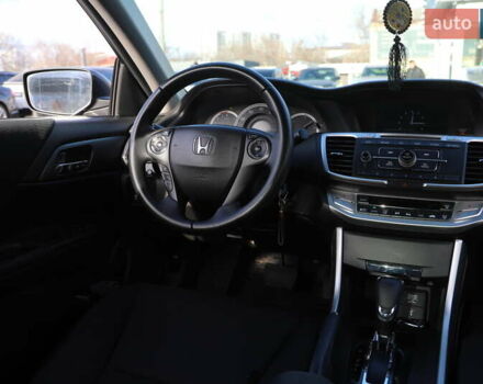 Чорний Хонда Аккорд, об'ємом двигуна 2.4 л та пробігом 108 тис. км за 12000 $, фото 12 на Automoto.ua