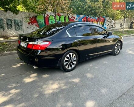 Черный Хонда Аккорд, объемом двигателя 2.4 л и пробегом 118 тыс. км за 12500 $, фото 5 на Automoto.ua