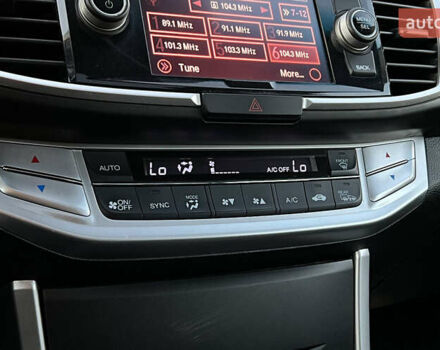 Черный Хонда Аккорд, объемом двигателя 1.99 л и пробегом 176 тыс. км за 13300 $, фото 12 на Automoto.ua