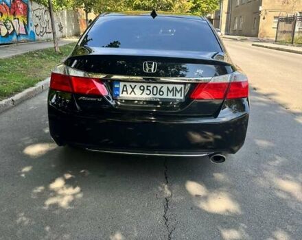Черный Хонда Аккорд, объемом двигателя 2.4 л и пробегом 118 тыс. км за 12500 $, фото 4 на Automoto.ua