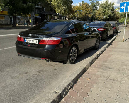 Хонда Аккорд 2014 в Ровно на Automoto.ua Черный Хонда Аккорд, объемом двигателя 2.36 л и пробегом 200 тыс. км за 11000 $, фото 7 на Automoto.ua