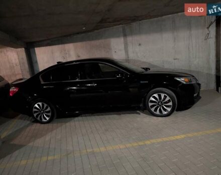 Черный Хонда Аккорд, объемом двигателя 2 л и пробегом 180 тыс. км за 14200 $, фото 1 на Automoto.ua