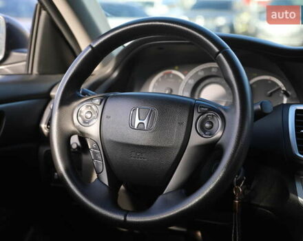 Чорний Хонда Аккорд, об'ємом двигуна 2.4 л та пробігом 108 тис. км за 12000 $, фото 35 на Automoto.ua