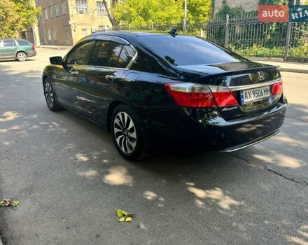 Черный Хонда Аккорд, объемом двигателя 2.4 л и пробегом 118 тыс. км за 12500 $, фото 3 на Automoto.ua