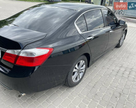 Чорний Хонда Аккорд, об'ємом двигуна 2.4 л та пробігом 165 тис. км за 12200 $, фото 4 на Automoto.ua