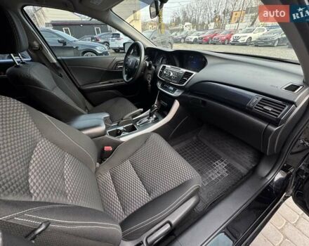 Чорний Хонда Аккорд, об'ємом двигуна 2.4 л та пробігом 118 тис. км за 12900 $, фото 23 на Automoto.ua