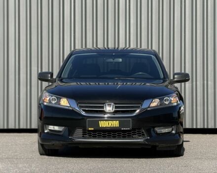 Черный Хонда Аккорд, объемом двигателя 2.4 л и пробегом 200 тыс. км за 12350 $, фото 1 на Automoto.ua