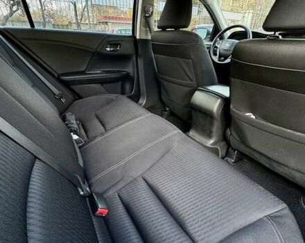 Чорний Хонда Аккорд, об'ємом двигуна 2.35 л та пробігом 137 тис. км за 10999 $, фото 18 на Automoto.ua