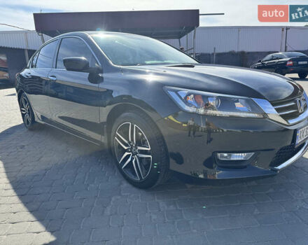 Черный Хонда Аккорд, объемом двигателя 2.4 л и пробегом 119 тыс. км за 15000 $, фото 2 на Automoto.ua