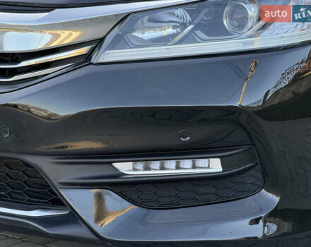 Черный Хонда Аккорд, объемом двигателя 2.4 л и пробегом 181 тыс. км за 13500 $, фото 8 на Automoto.ua